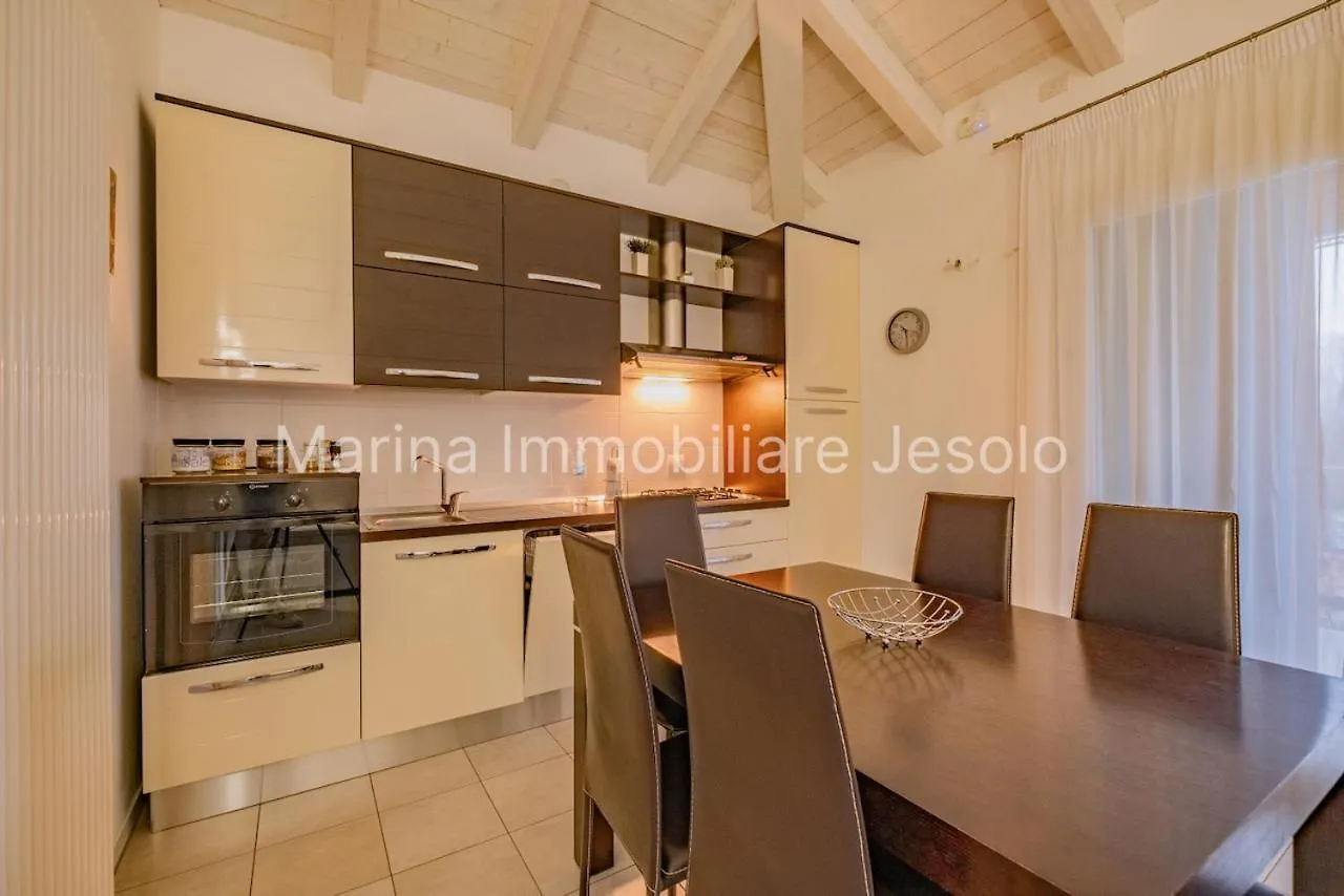 Agapantus Apartment Lido di Jesolo 0*,  Italy